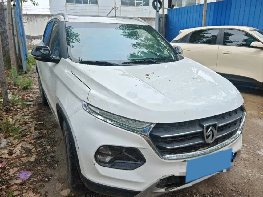 2017 BaoJun 510 1.5L 112HP L4 6MT,autocango,china used car exporter,china ev exporter,chinese used car exporter,chinese used ev exporter