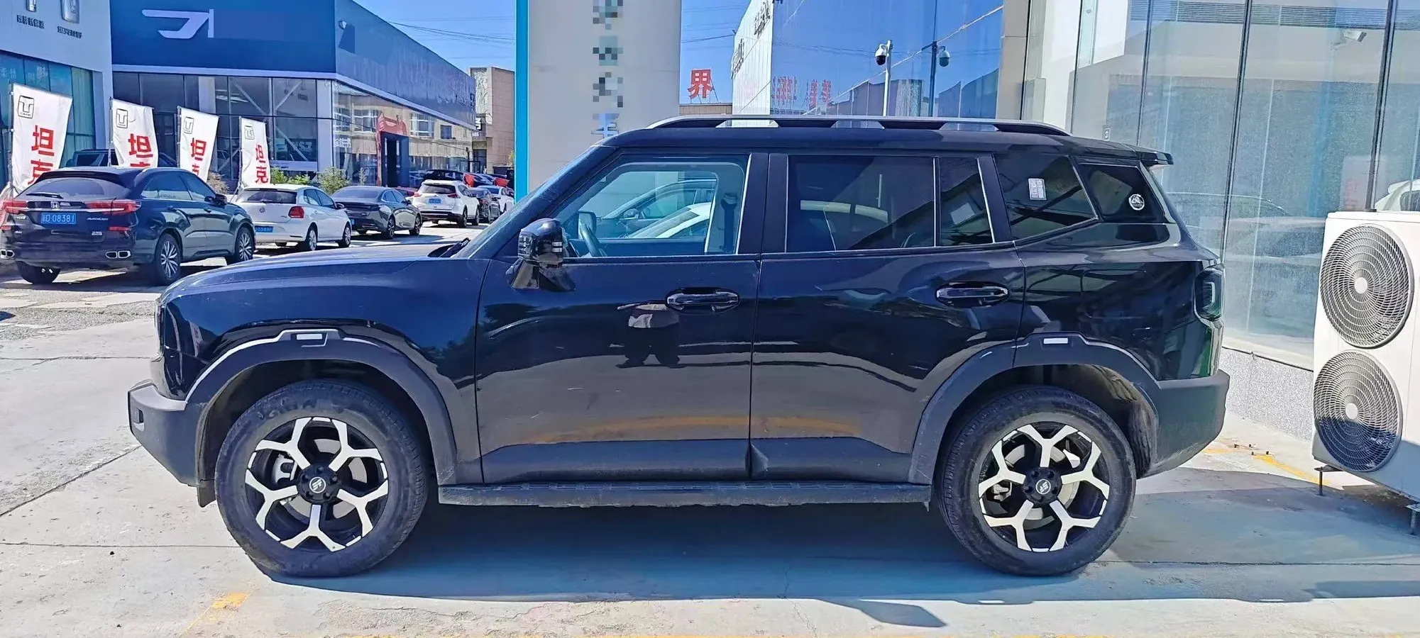 2025 MAXUS XinTu V70 2.0T 150HP L4 9AT,autocango,china used car exporter,china ev exporter,chinese used car exporter,chinese used ev exporter