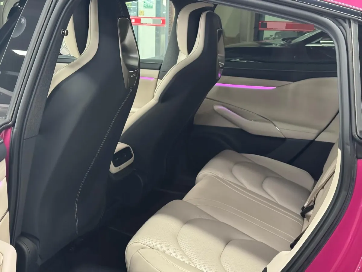2024 MI SU7 BEV 94.3KWH,autocango,china used car exporter,china ev exporter,chinese used car exporter,chinese used ev exporter