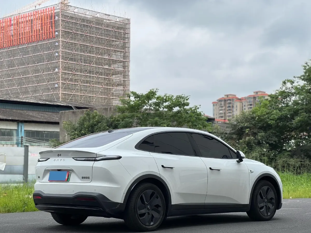 2024 ONVO L60 BEV 60KWH,autocango,china used car exporter,china ev exporter,chinese used car exporter,chinese used ev exporter