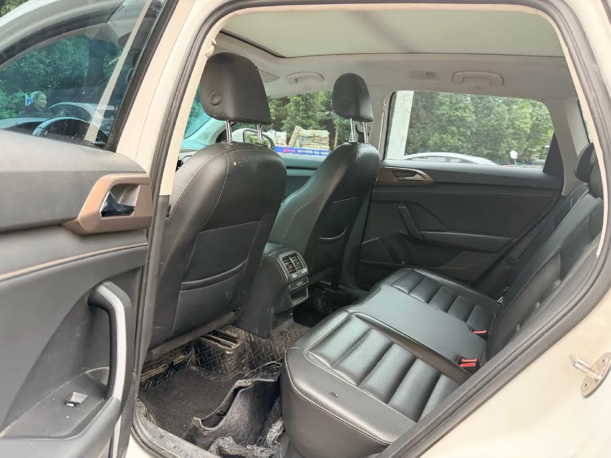 2020 Volkswagen Tharu 1.4T 150HP L4 7DCT,autocango,china used car exporter,china ev exporter,chinese used car exporter,chinese used ev exporter