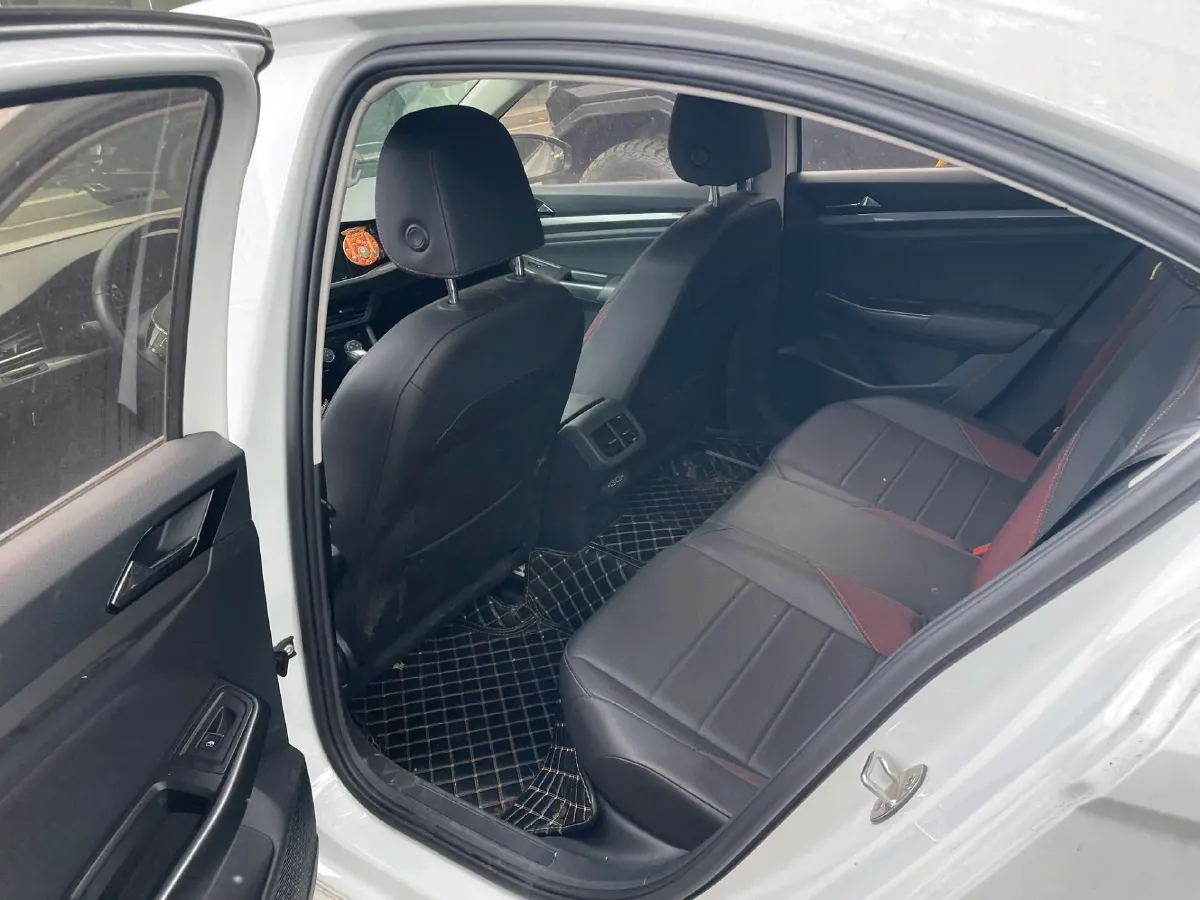 2020 Volkswagen Bora 1.5L 113HP L4 6AT,autocango,china used car exporter,china ev exporter,chinese used car exporter,chinese used ev exporter