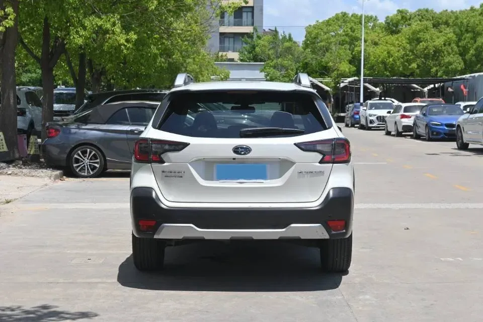 2021 Subaru Outback 2.5L 169HP H4 CVT,autocango,china used car exporter,china ev exporter,chinese used car exporter,chinese used ev exporter