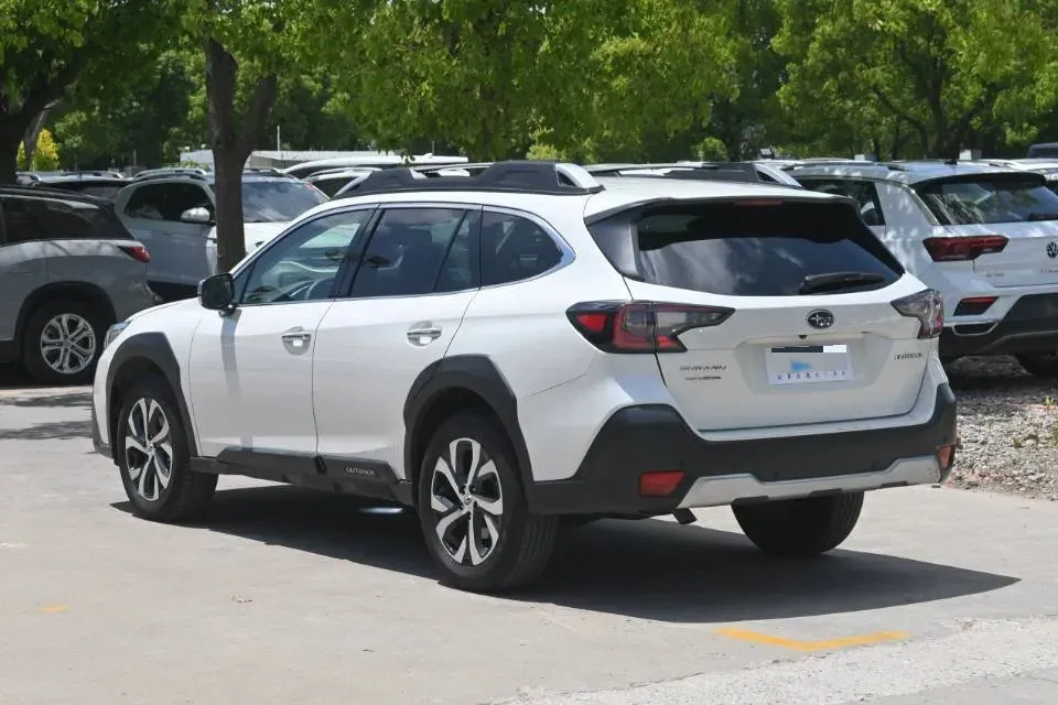 2021 Subaru Outback 2.5L 169HP H4 CVT,autocango,china used car exporter,china ev exporter,chinese used car exporter,chinese used ev exporter
