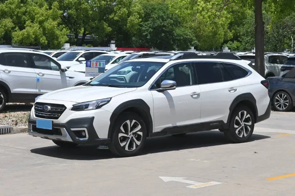 2021 Subaru Outback 2.5L 169HP H4 CVT,autocango,china used car exporter,china ev exporter,chinese used car exporter,chinese used ev exporter