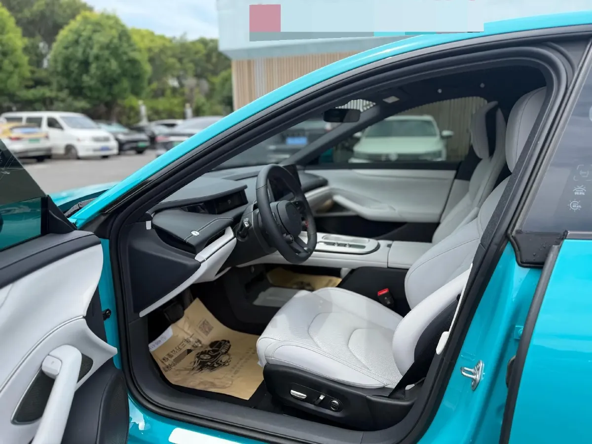 2024 MI SU7 BEV 73.6KWH,autocango,china used car exporter,china ev exporter,chinese used car exporter,chinese used ev exporter