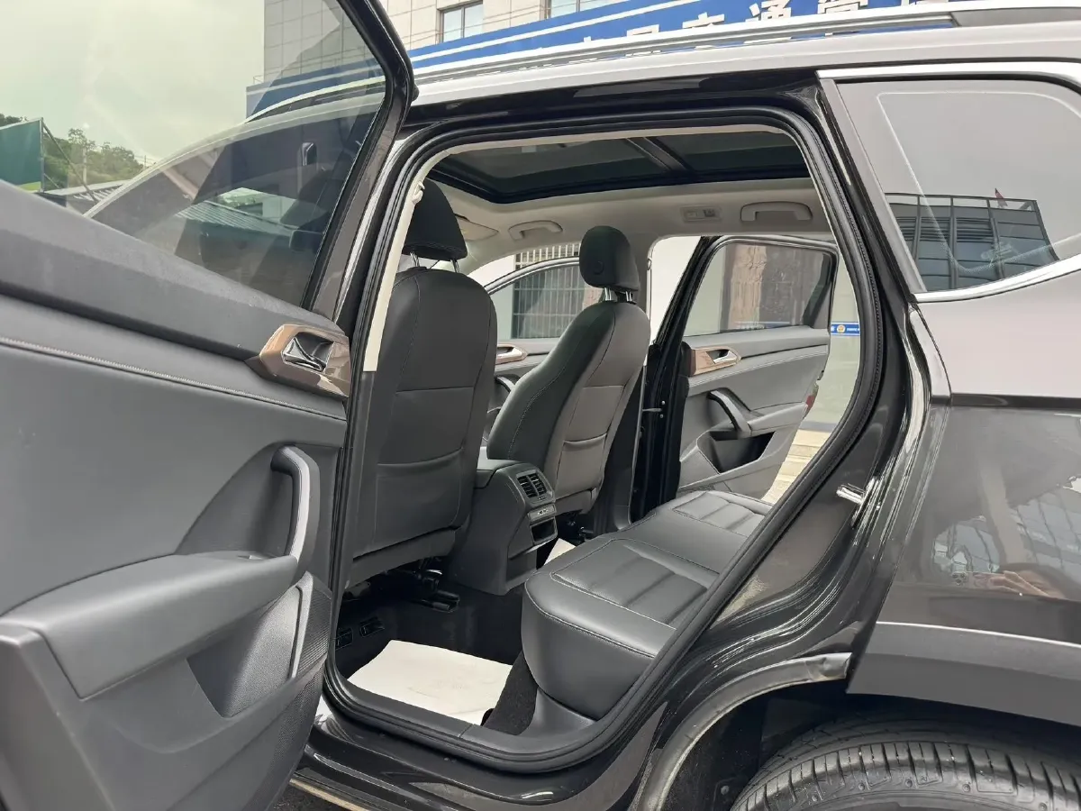 2020 Volkswagen Tharu 1.4T 150HP L4 7DCT,autocango,china used car exporter,china ev exporter,chinese used car exporter,chinese used ev exporter