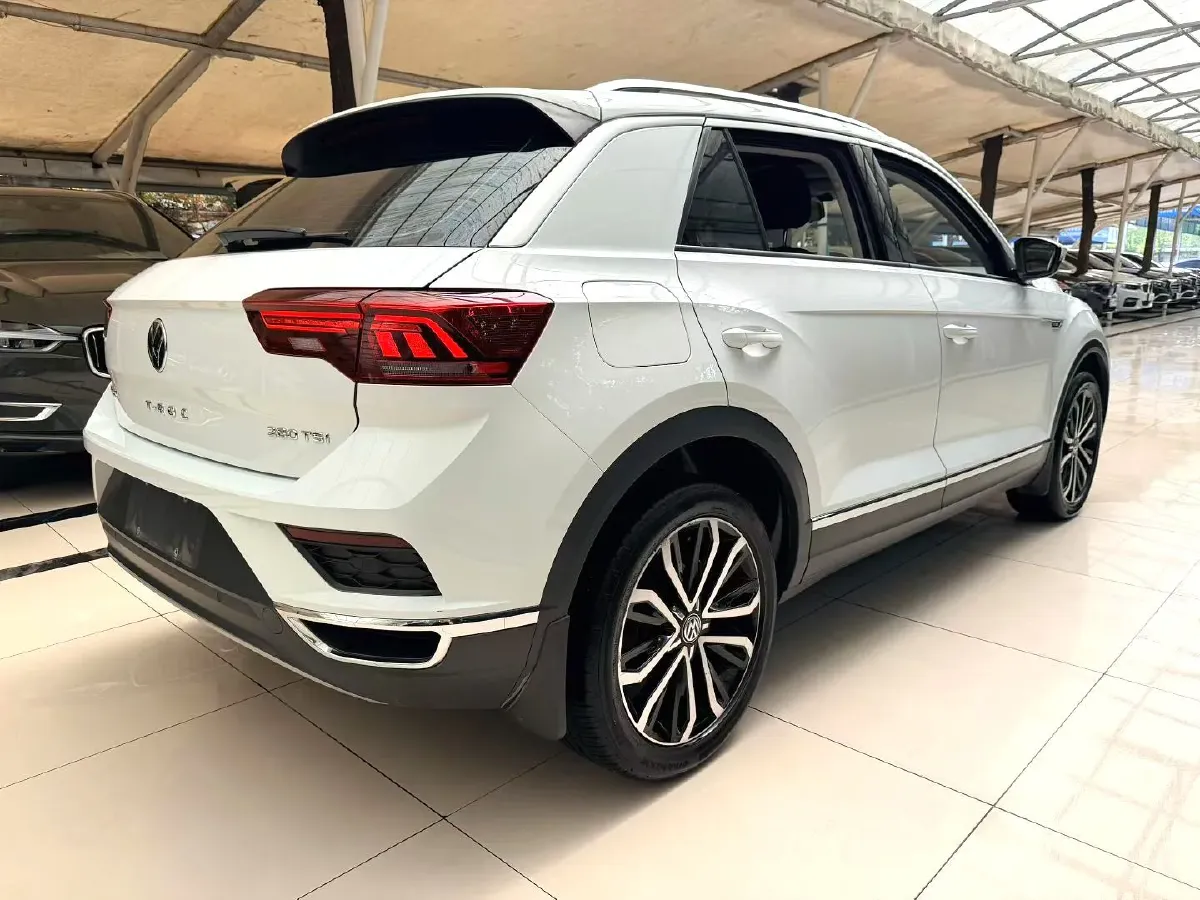 2020 Volkswagen T-Roc 1.4T 150HP L4 7DCT,autocango,china used car exporter,china ev exporter,chinese used car exporter,chinese used ev exporter