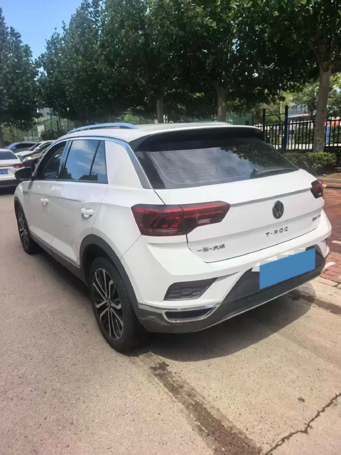 2021 Volkswagen T-Roc 1.4T 150HP L4 7DCT,autocango,china used car exporter,china ev exporter,chinese used car exporter,chinese used ev exporter