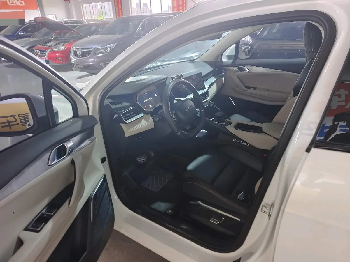 2020 LYNK&CO 06 EM-P 1.5T 177HP L3 7DCT PHEV 11.3KWH,autocango,china used car exporter,china ev exporter,chinese used car exporter,chinese used ev exporter