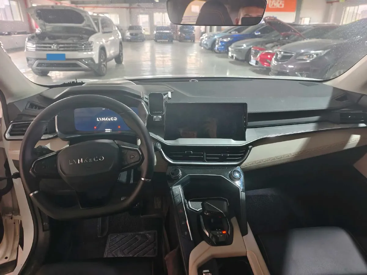 2020 LYNK&CO 06 EM-P 1.5T 177HP L3 7DCT PHEV 11.3KWH,autocango,china used car exporter,china ev exporter,chinese used car exporter,chinese used ev exporter