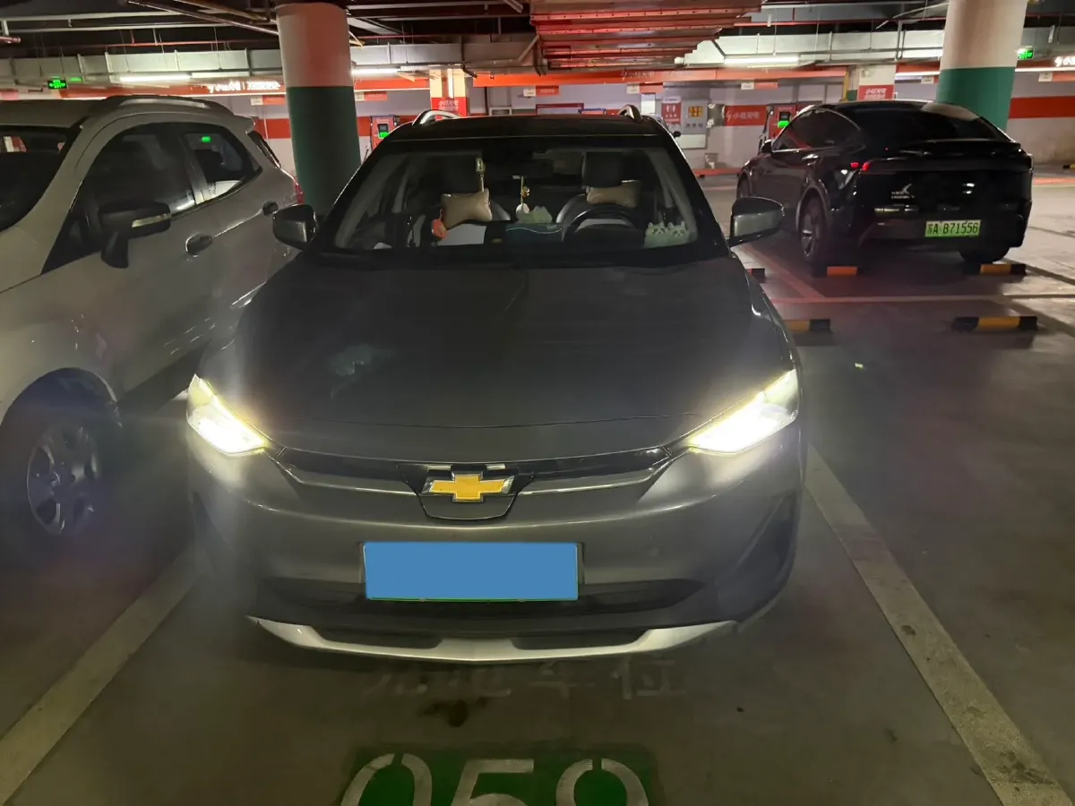 2020 Chevrolet Menlo BEV 52.5KWH,autocango,china used car exporter,china ev exporter,chinese used car exporter,chinese used ev exporter