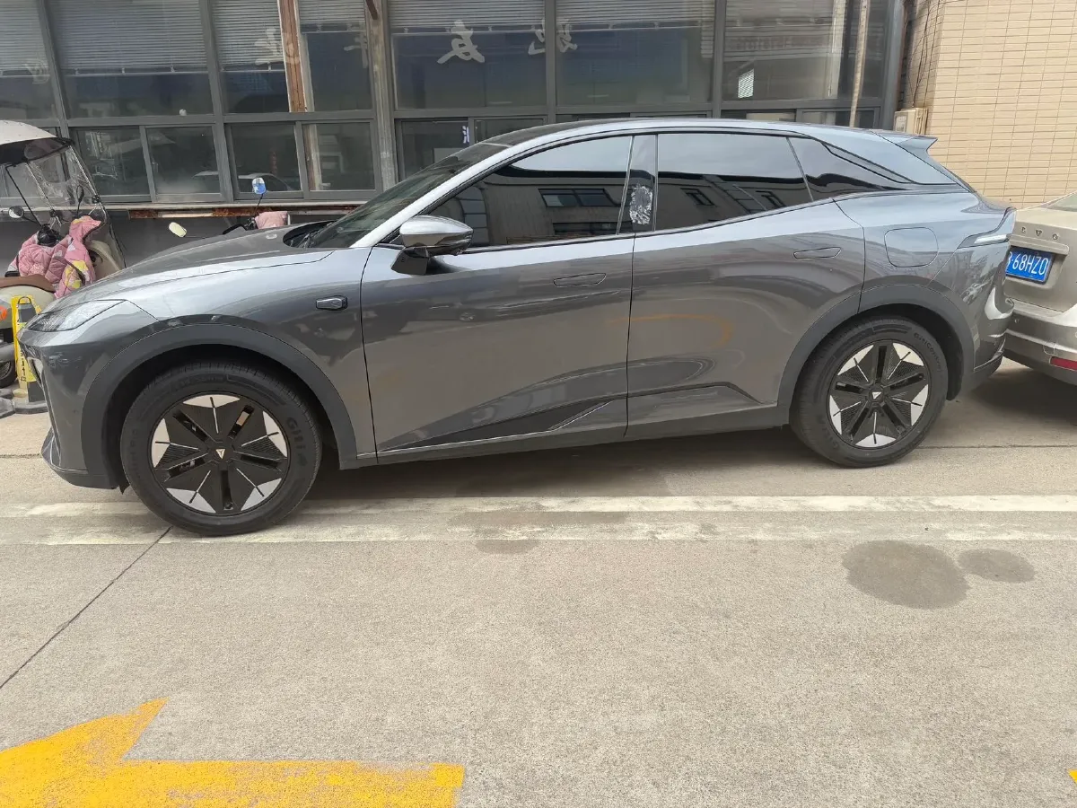 2024 JAC Refine RefineRF8 2.0T 253HP L4 8AT,autocango,china used car exporter,china ev exporter,chinese used car exporter,chinese used ev exporter