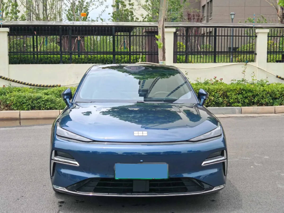 2025 Geely Galaxy Starshine 8 1.5T 163HP L4 3DHT PHEV 27.69KWH,autocango,china used car exporter,china ev exporter,chinese used car exporter,chinese used ev exporter