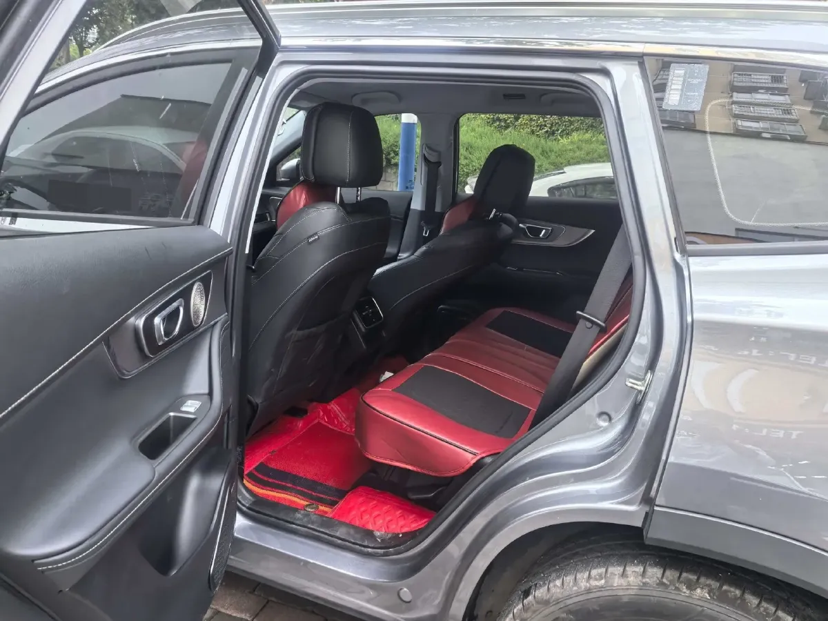 2024 Chery Tiggo 8 PRO 1.6T 197HP L4 7DCT,autocango,china used car exporter,china ev exporter,chinese used car exporter,chinese used ev exporter