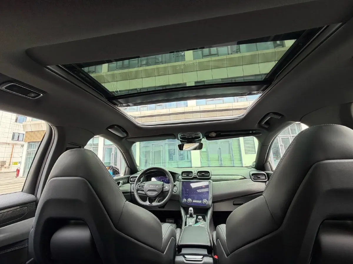 2022 LYNK&CO 03 2.0T 190HP L4 7DCT,autocango,china used car exporter,china ev exporter,chinese used car exporter,chinese used ev exporter