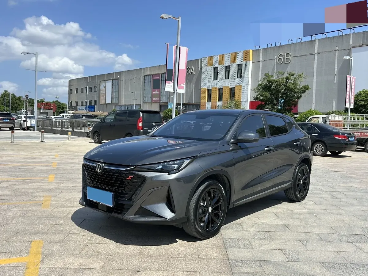 2025 ChangAn X5 PLUS 1.5T 188HP L4 7DCT,autocango,china used car exporter,china ev exporter,chinese used car exporter,chinese used ev exporter