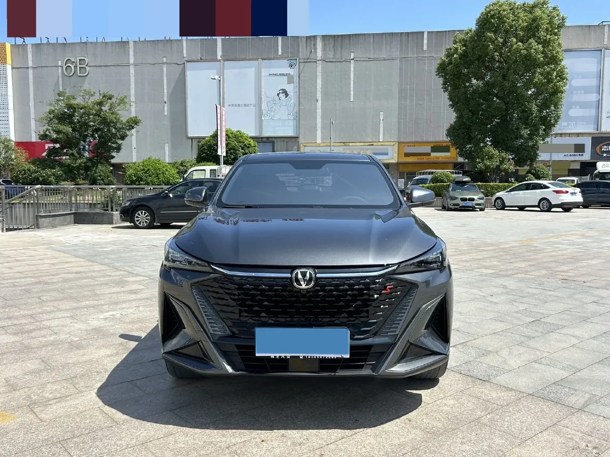 2025 ChangAn X5 PLUS 1.5T 188HP L4 7DCT,autocango,china used car exporter,china ev exporter,chinese used car exporter,chinese used ev exporter