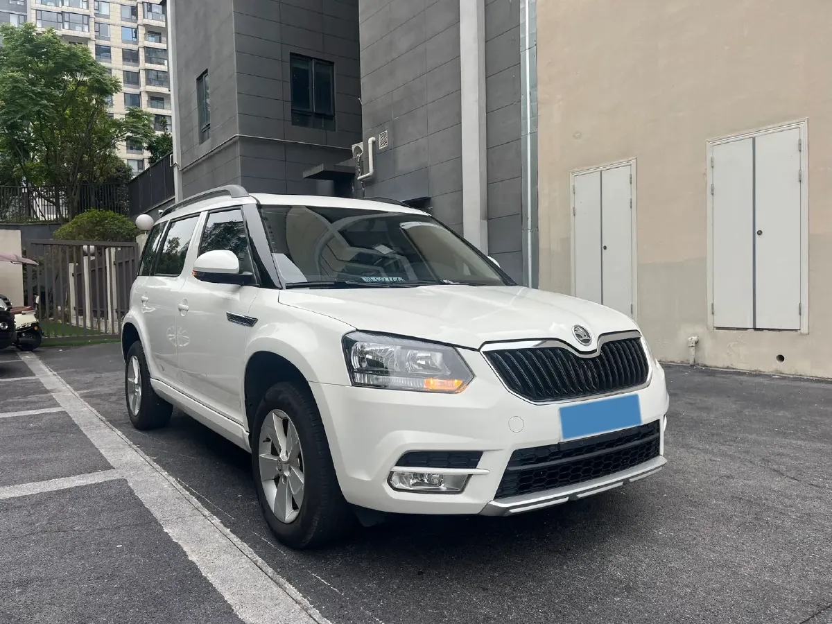2017 Skoda Yeti 1.4T 150HP L4 7DCT,autocango,china used car exporter,china ev exporter,chinese used car exporter,chinese used ev exporter