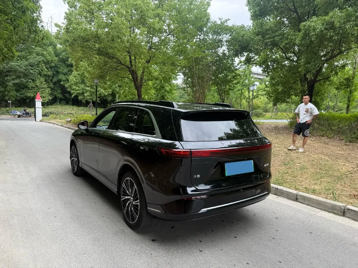 2024 Xpeng G9 BEV 78.2KWH,autocango,china used car exporter,china ev exporter,chinese used car exporter,chinese used ev exporter
