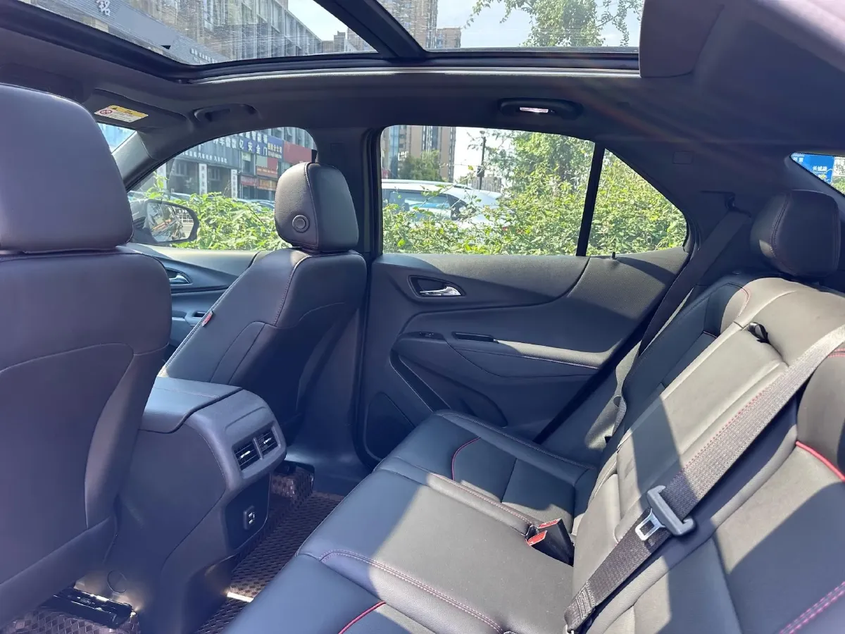 2023 Chevrolet Equinox 2.0T 237HP L4 9AT,autocango,china used car exporter,china ev exporter,chinese used car exporter,chinese used ev exporter
