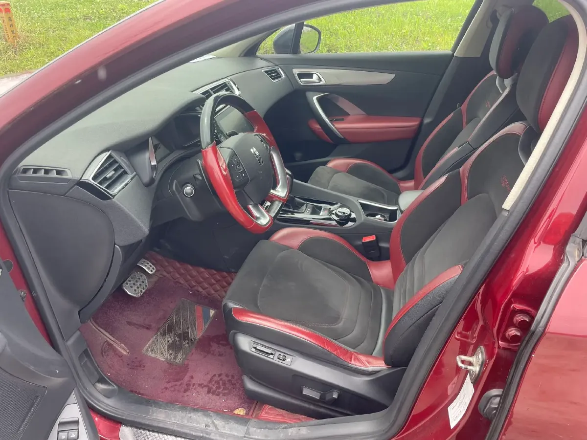 2018 DS 6 1.6T 167HP L4 6AT,autocango,china used car exporter,china ev exporter,chinese used car exporter,chinese used ev exporter