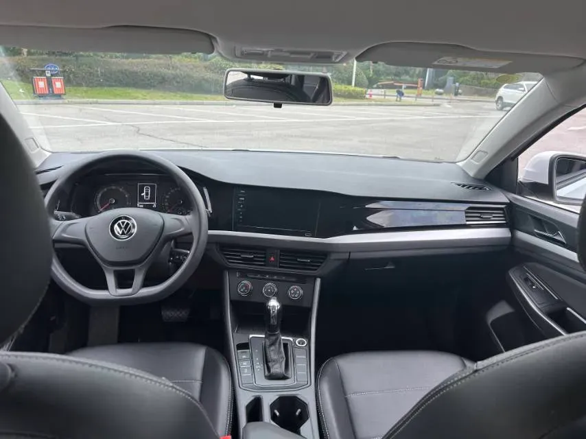 2021 Volkswagen Bora 1.5L 113HP L4 6AT,autocango,china used car exporter,china ev exporter,chinese used car exporter,chinese used ev exporter