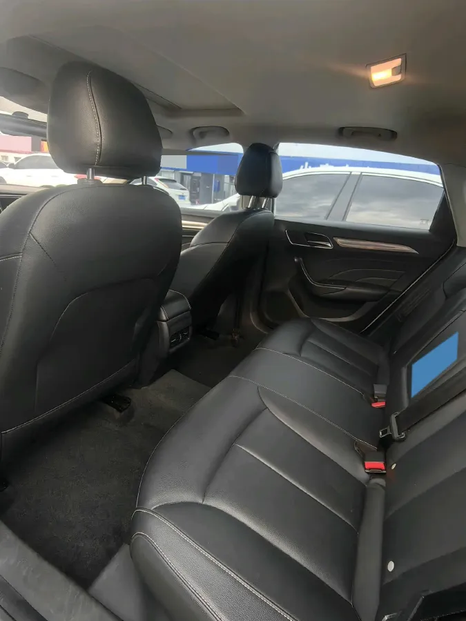 2018 Roewe i6 1.5T 169HP L4 7DCT,autocango,china used car exporter,china ev exporter,chinese used car exporter,chinese used ev exporter