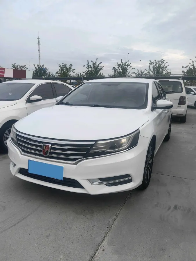 2018 Roewe i6 1.5T 169HP L4 7DCT,autocango,china used car exporter,china ev exporter,chinese used car exporter,chinese used ev exporter