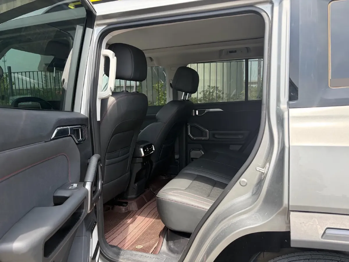 2023 Jetour Traveller 1.5T 184HP L4 7DCT,autocango,china used car exporter,china ev exporter,chinese used car exporter,chinese used ev exporter