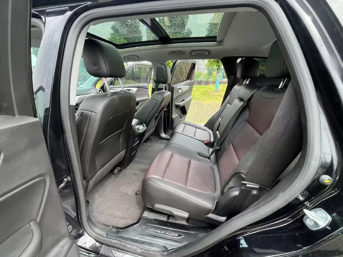 2020 Chevrolet Blazer 2.0T 237HP L4 9AT,autocango,china used car exporter,china ev exporter,chinese used car exporter,chinese used ev exporter
