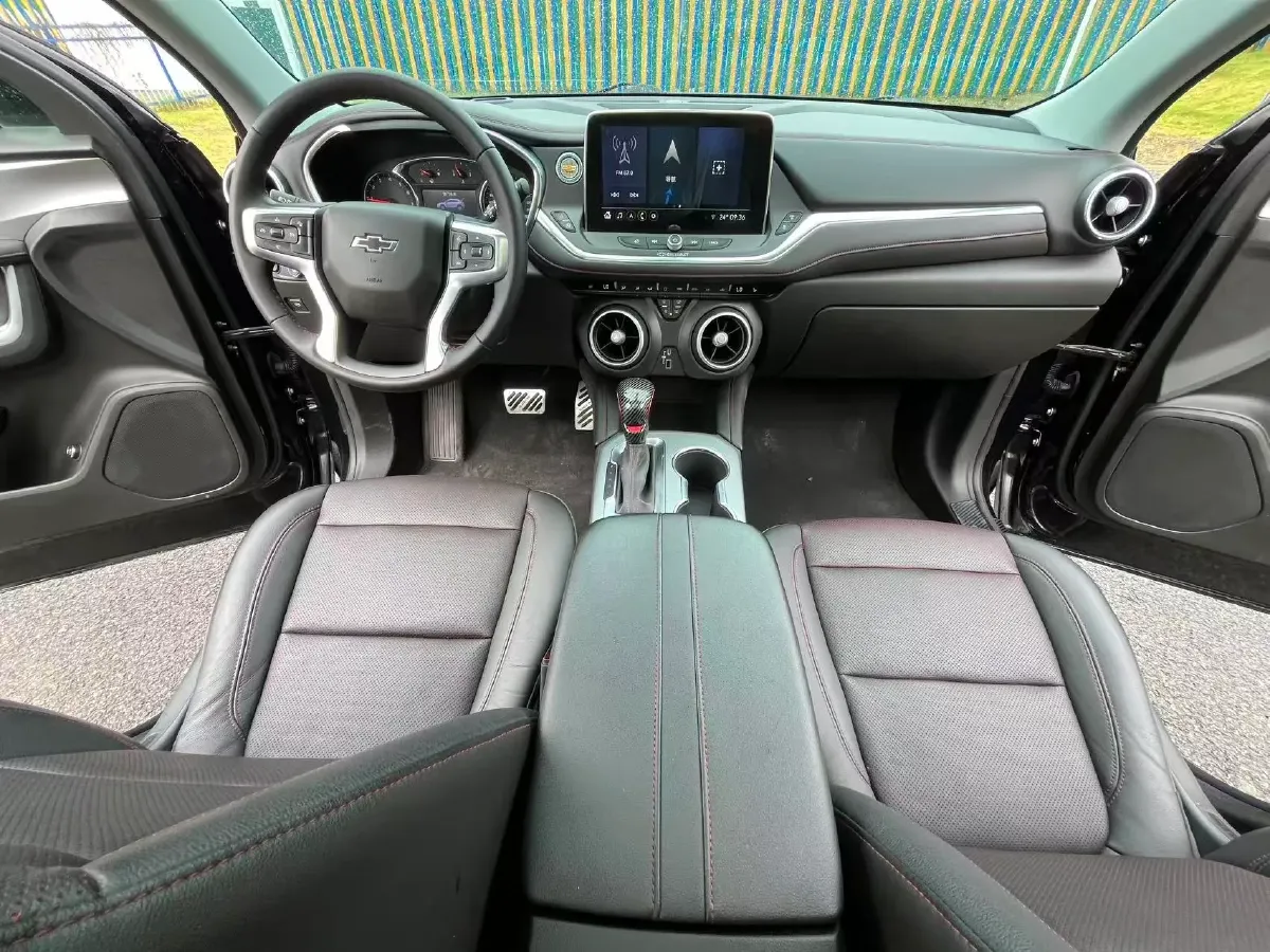 2020 Chevrolet Blazer 2.0T 237HP L4 9AT,autocango,china used car exporter,china ev exporter,chinese used car exporter,chinese used ev exporter