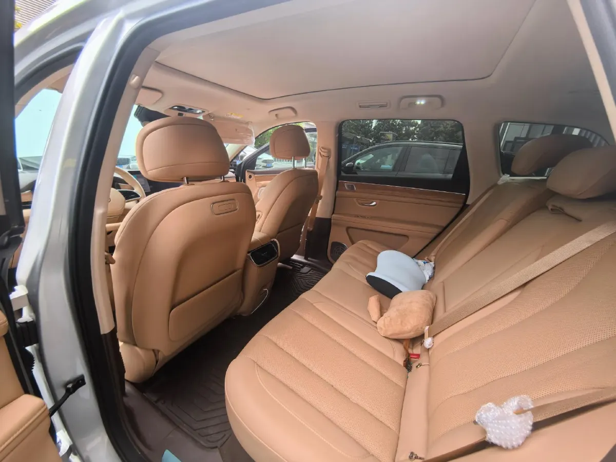 2024 AITO AITO M7 1.5T 152HP L4 REEV 40KWH,autocango,china used car exporter,china ev exporter,chinese used car exporter,chinese used ev exporter