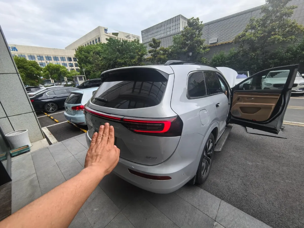 2024 AITO AITO M7 1.5T 152HP L4 REEV 40KWH,autocango,china used car exporter,china ev exporter,chinese used car exporter,chinese used ev exporter
