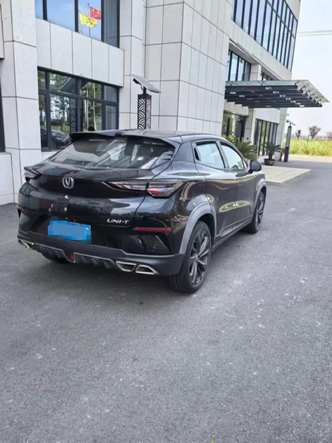 2020 ChangAn UNI-T 1.5T 180HP L4 7DCT,autocango,china used car exporter,china ev exporter,chinese used car exporter,chinese used ev exporter