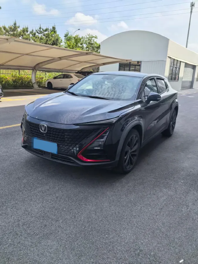 2020 ChangAn UNI-T 1.5T 180HP L4 7DCT,autocango,china used car exporter,china ev exporter,chinese used car exporter,chinese used ev exporter