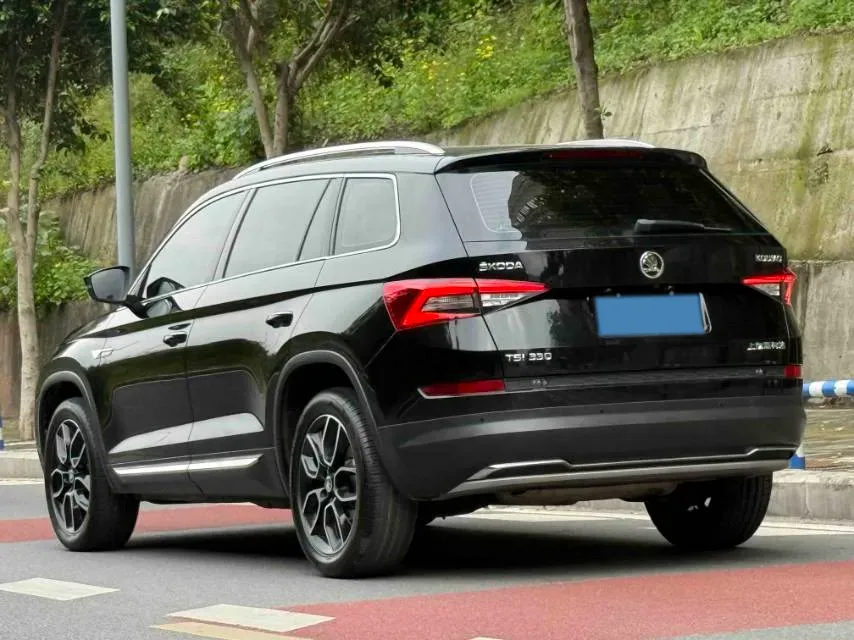 2018 Skoda Kodiak 1.8T 180HP L4 7DCT,autocango,china used car exporter,china ev exporter,chinese used car exporter,chinese used ev exporter