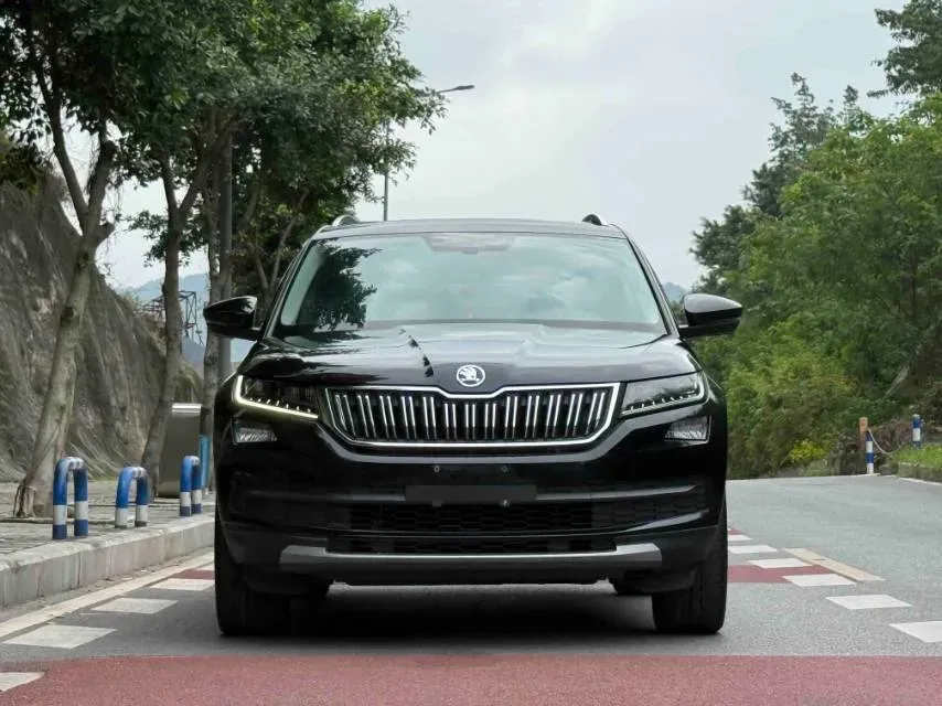 2018 Skoda Kodiak 1.8T 180HP L4 7DCT,autocango,china used car exporter,china ev exporter,chinese used car exporter,chinese used ev exporter