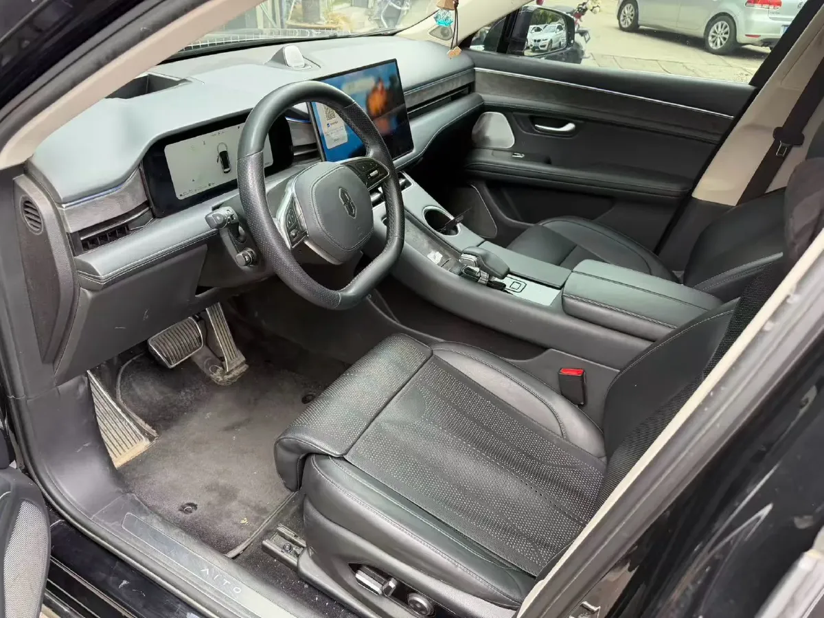 2022 AITO AITO M5 Range Extended 125HP REEV 40KWH,autocango,china used car exporter,china ev exporter,chinese used car exporter,chinese used ev exporter