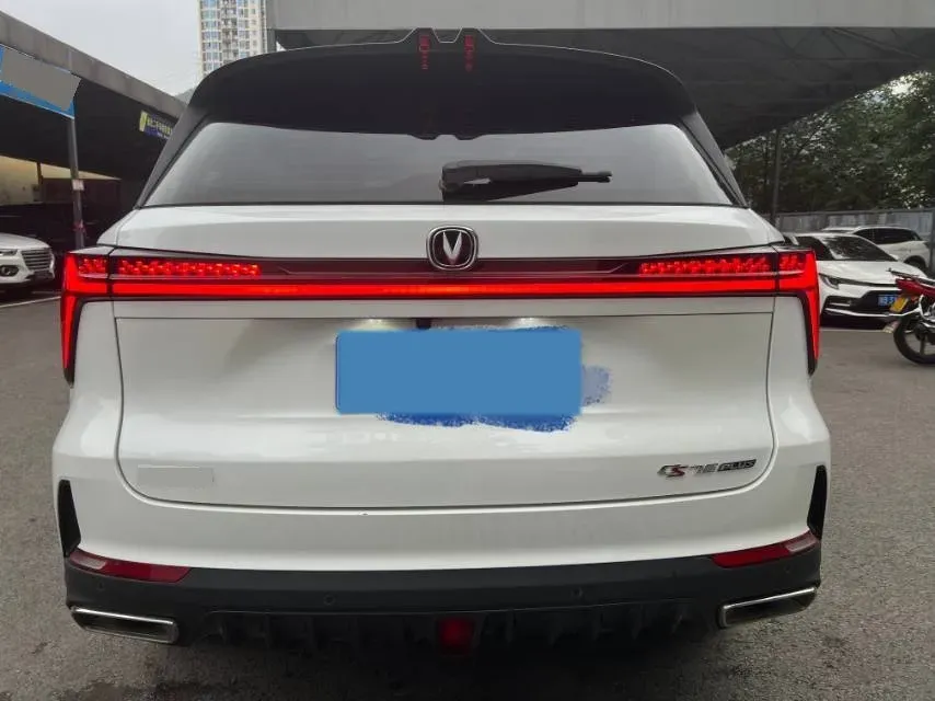 2022 ChangAn CS75 Plus 1.5T 188HP L4 8AT,autocango,china used car exporter,china ev exporter,chinese used car exporter,chinese used ev exporter