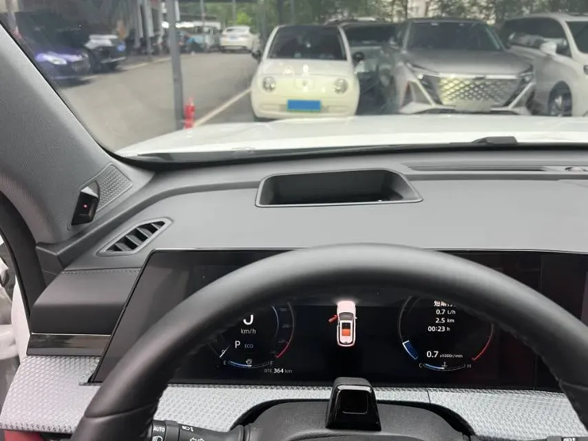 2022 ChangAn CS75 Plus 1.5T 188HP L4 8AT,autocango,china used car exporter,china ev exporter,chinese used car exporter,chinese used ev exporter