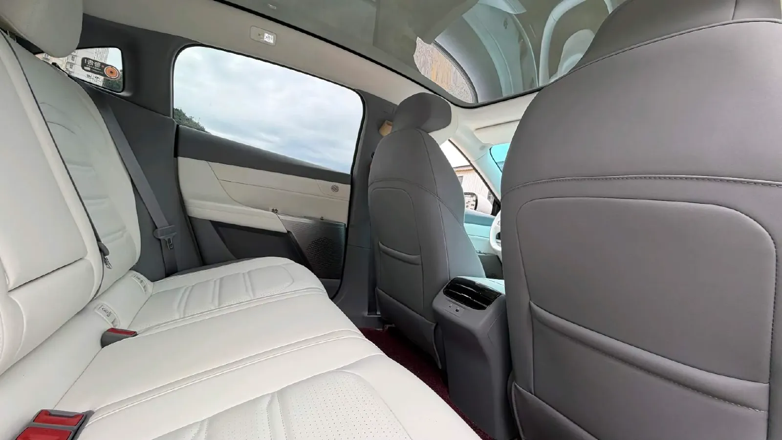 2024 DongFeng eπ eπ007 BEV 56.83KWH,autocango,china used car exporter,china ev exporter,chinese used car exporter,chinese used ev exporter