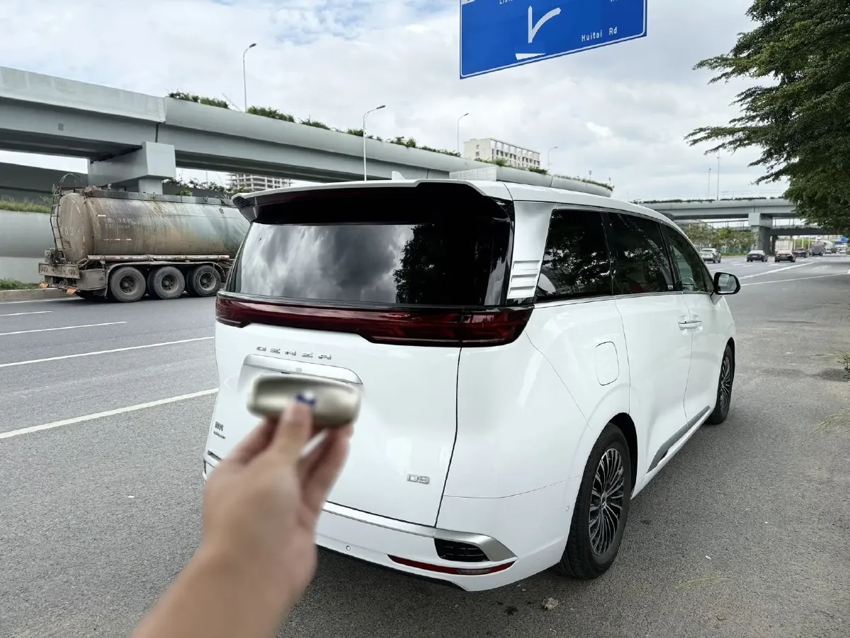 2022 Honda Odyssey 2.0L 146HP L4 E-CVT Hybrid,autocango,china used car exporter,china ev exporter,chinese used car exporter,chinese used ev exporter