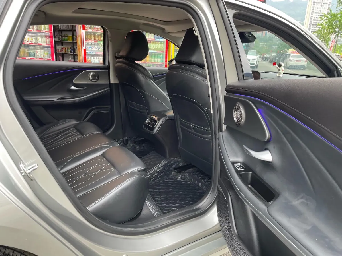 2022 Chery Arrizo 8 1.6T 197HP L4 7DCT,autocango,china used car exporter,china ev exporter,chinese used car exporter,chinese used ev exporter