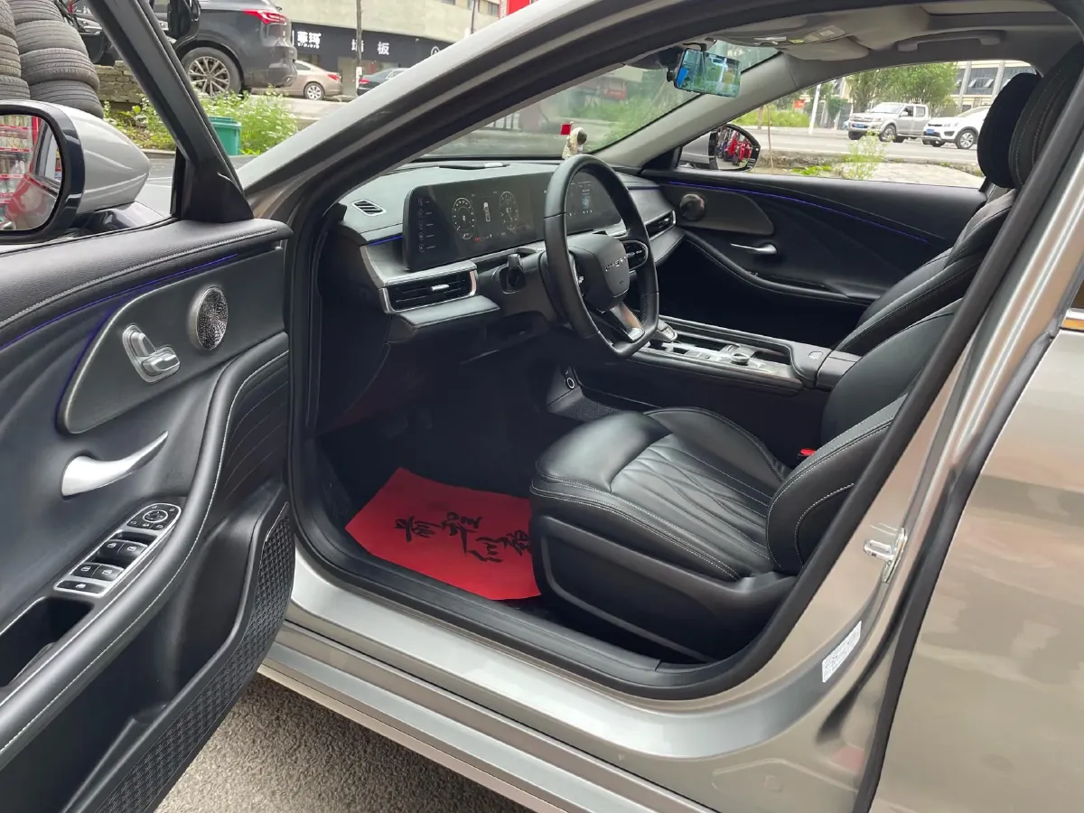 2022 Chery Arrizo 8 1.6T 197HP L4 7DCT,autocango,china used car exporter,china ev exporter,chinese used car exporter,chinese used ev exporter