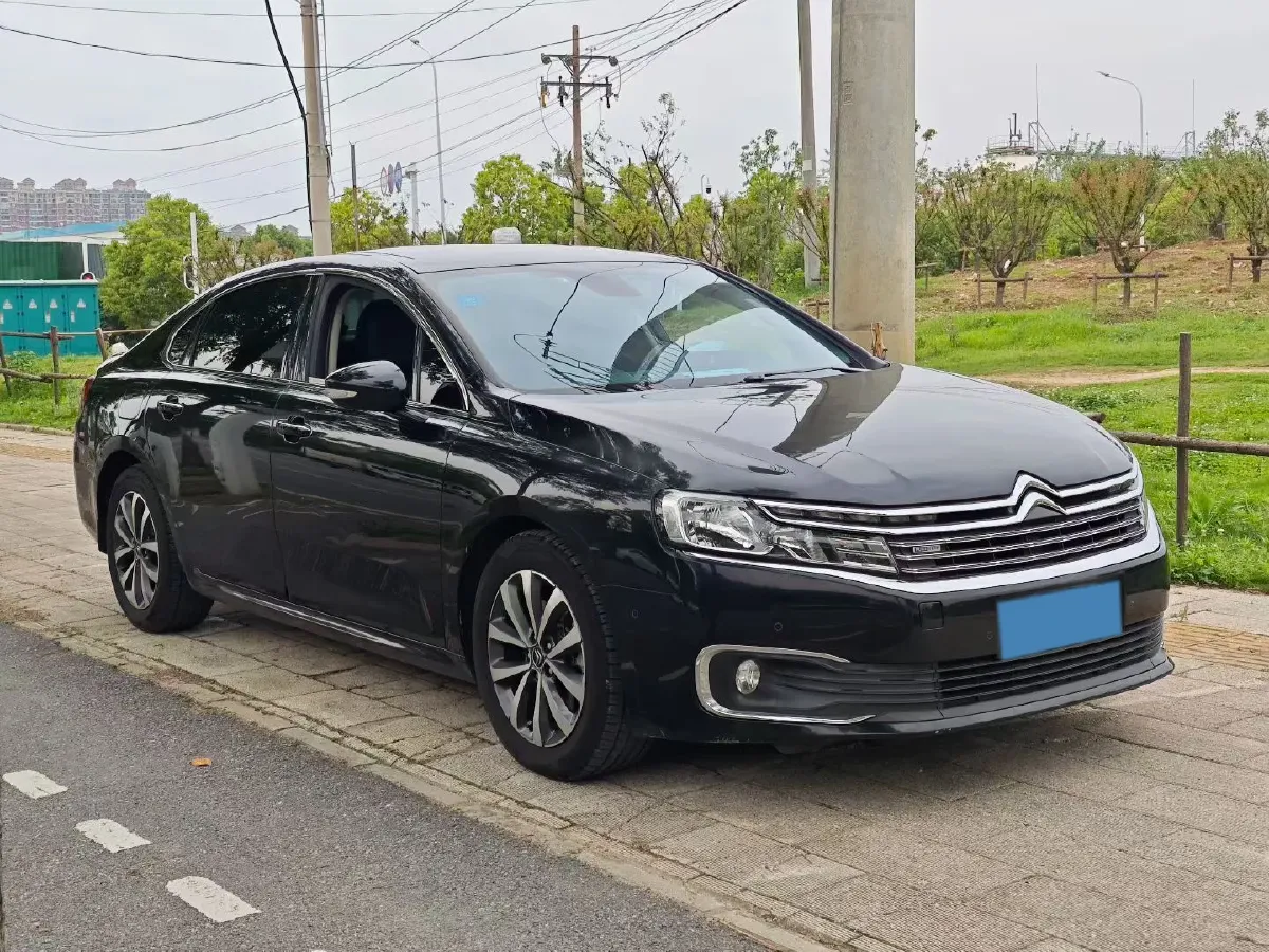 2017 Citroen C6 1.8T 204HP L4 6AT,autocango,china used car exporter,china ev exporter,chinese used car exporter,chinese used ev exporter
