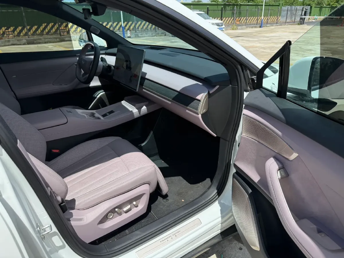 2024 ONVO L60 BEV 60KWH,autocango,china used car exporter,china ev exporter,chinese used car exporter,chinese used ev exporter