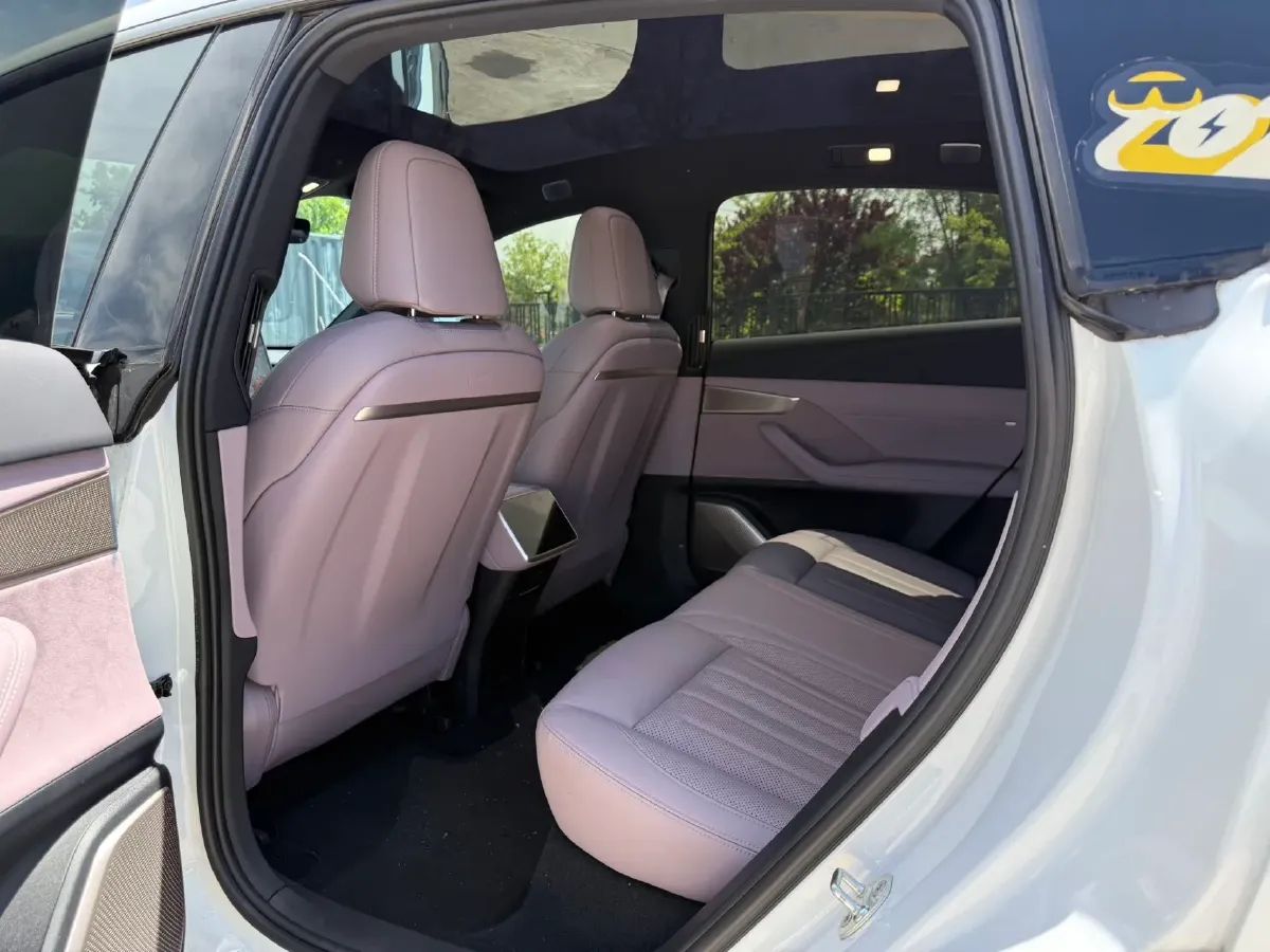 2024 ONVO L60 BEV 60KWH,autocango,china used car exporter,china ev exporter,chinese used car exporter,chinese used ev exporter