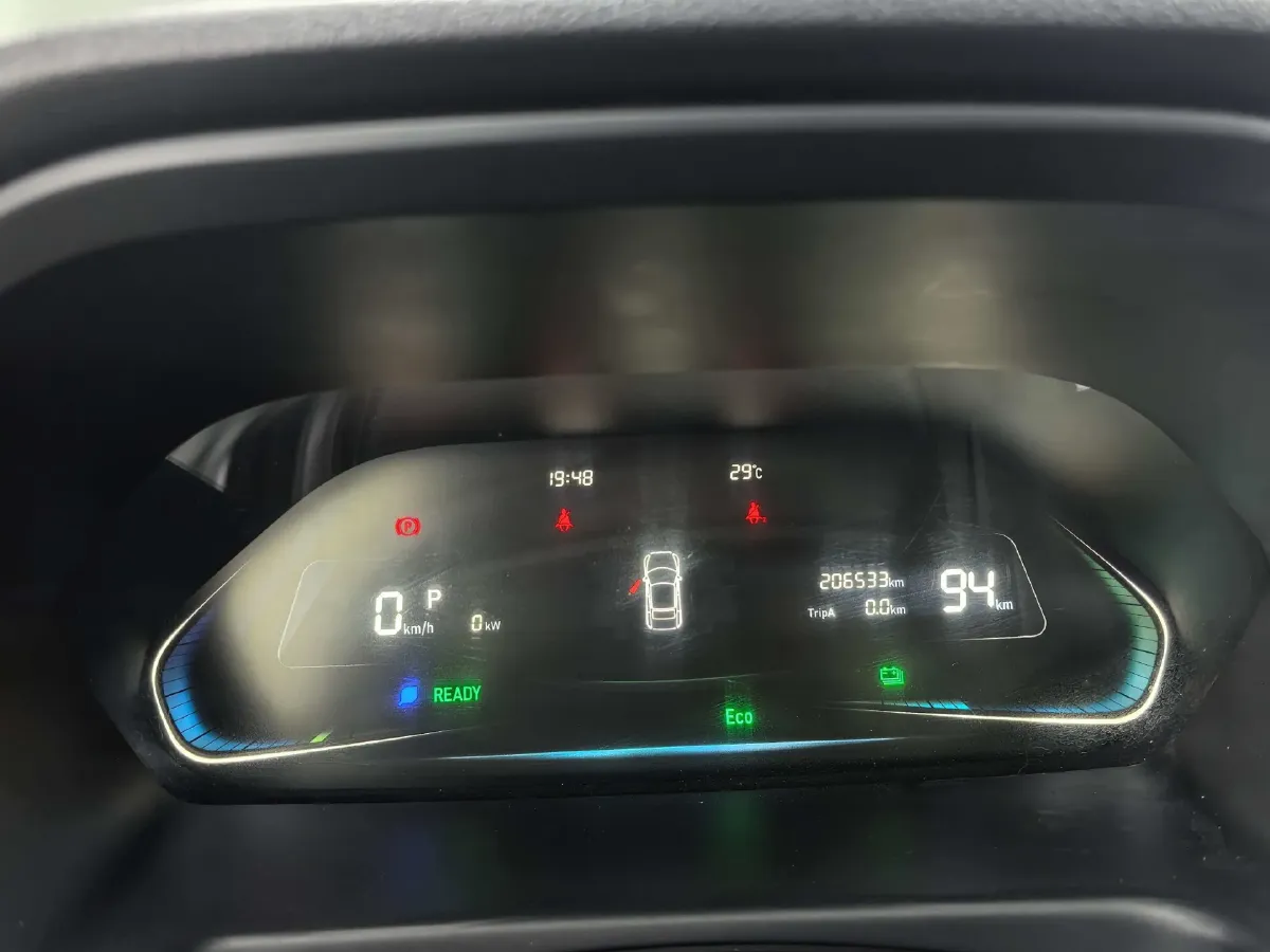 2021 Weltmeister E.5 BEV 49.92KWH,autocango,china used car exporter,china ev exporter,chinese used car exporter,chinese used ev exporter