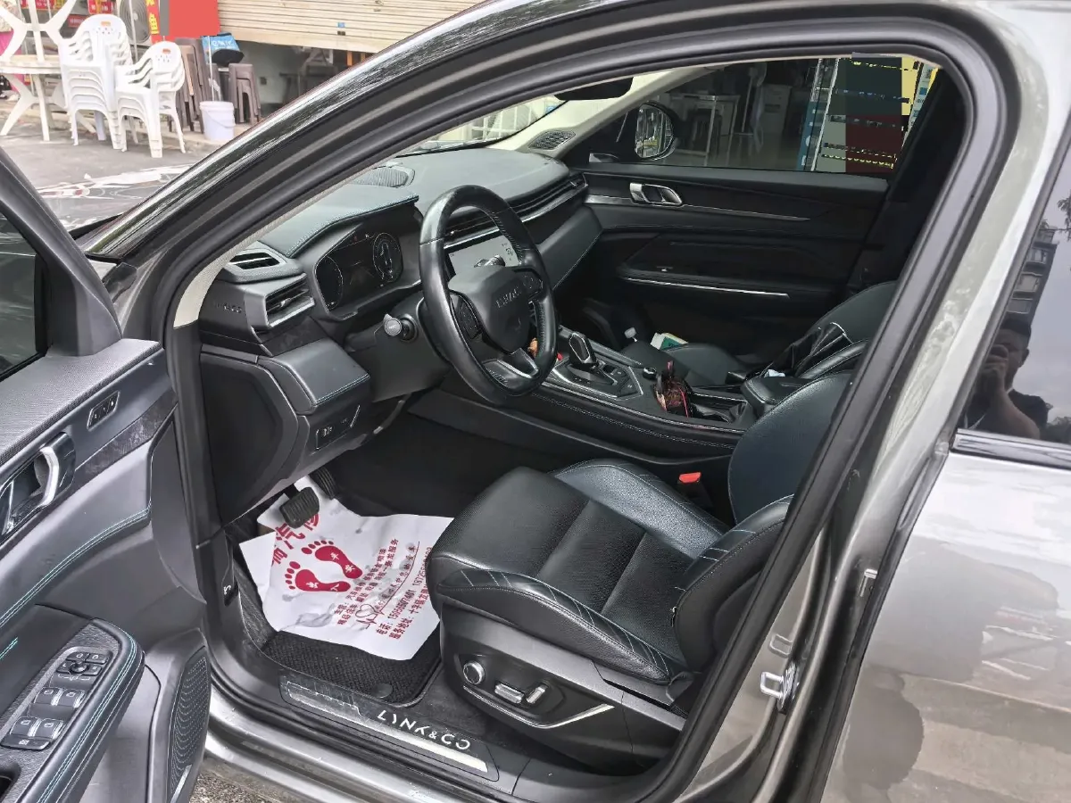 2020 LYNK&CO 05 2.0T 254HP L4 8AT,autocango,china used car exporter,china ev exporter,chinese used car exporter,chinese used ev exporter